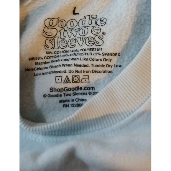 Saint Moritz Ski Club Sweatshirt L Light Blue Embroidered Après Ski EUC - Picture 5 of 5